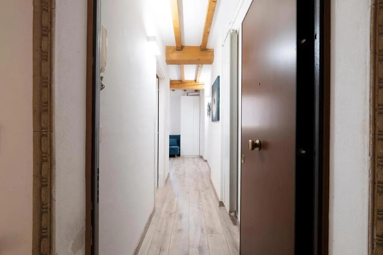 Getthekey Sant'Isaia Apartment Bologna 0*,